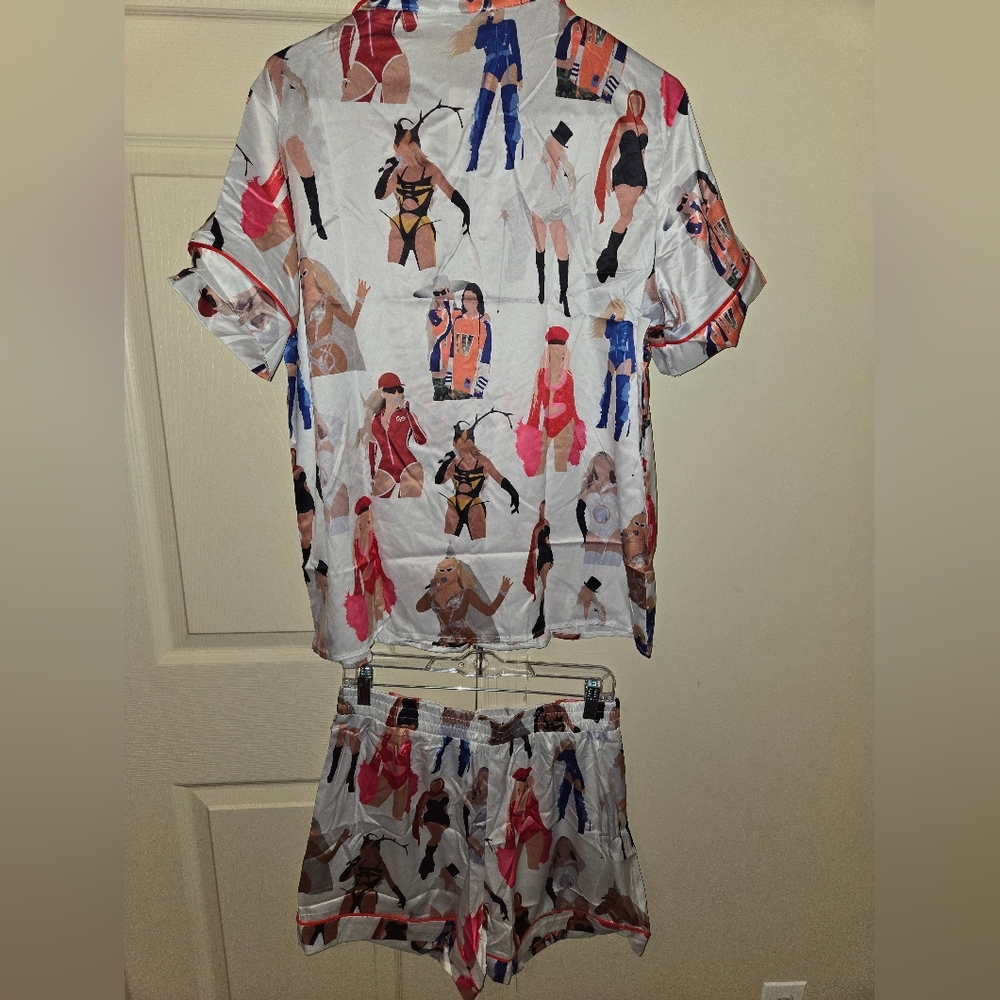 NWT Satin Beyonce Pajama Set - Picture 4 of 4